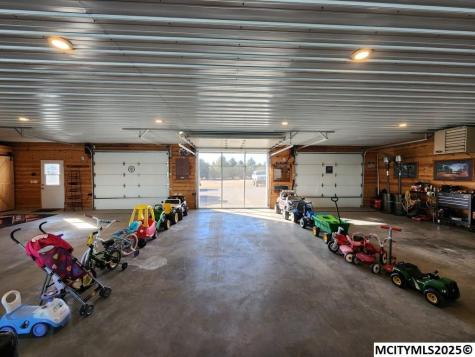 940 250th Street Sheffield IA 50475