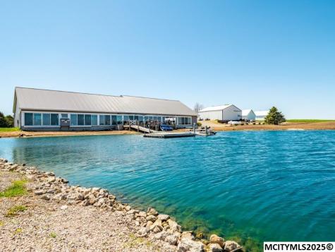 940 250th Street Sheffield IA 50475