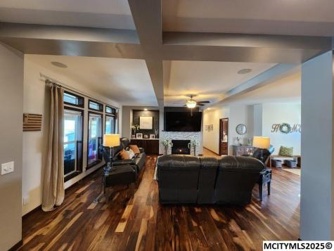 940 250th Street Sheffield IA 50475