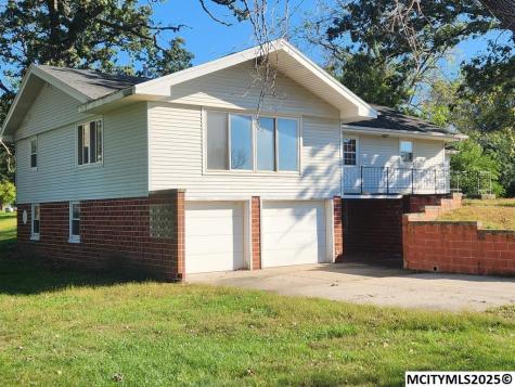 504 South Street Plymouth IA 50464