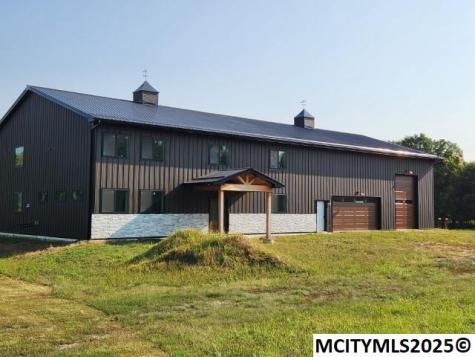 1368 12th NE Mason City IA 50401