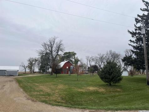 1045 Rake Avenue Belmond IA 50421