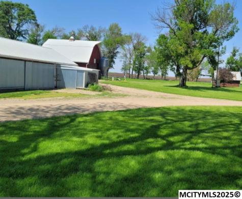 1045 Rake Avenue Belmond IA 50421