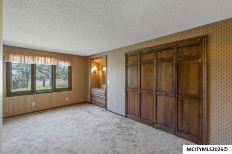 11642 Indigo Avenue Clear Lake IA 50428