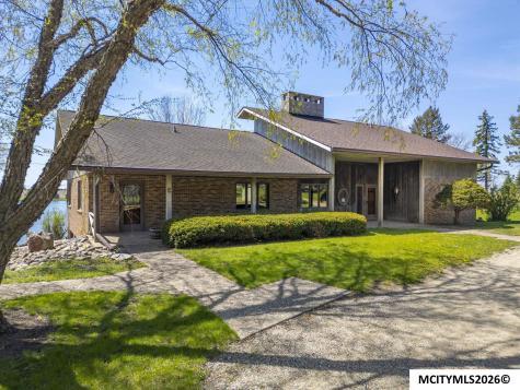 11642 Indigo Avenue Clear Lake IA 50428