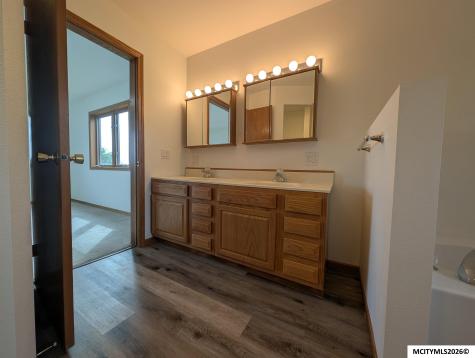 6486 Partridge Avenue Rockwell IA 50469
