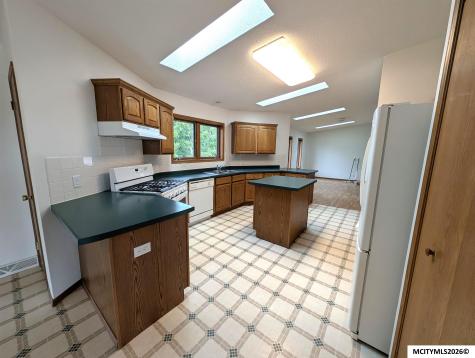 6486 Partridge Avenue Rockwell IA 50469