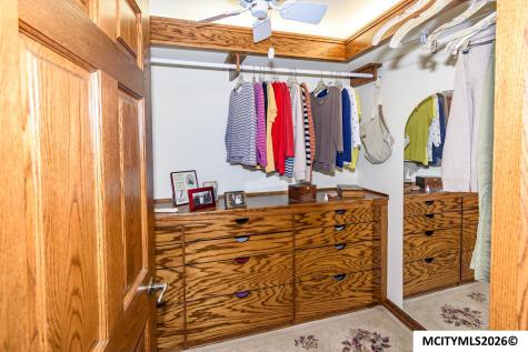 20688 Spruce Avenue Mason City IA 50401