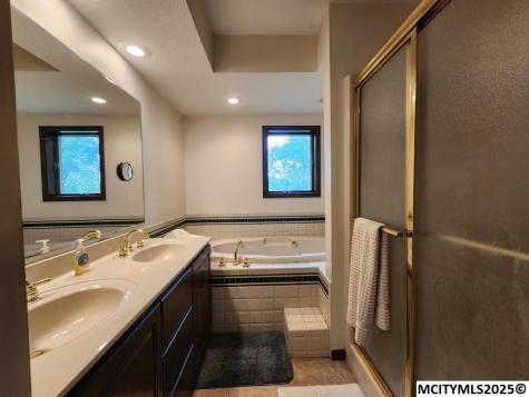 3511 19th SW Mason City IA 50401