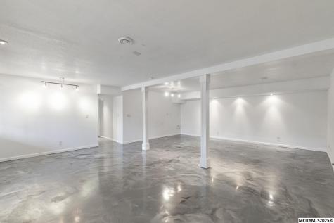 815 N 40th Street Clear Lake IA 50428