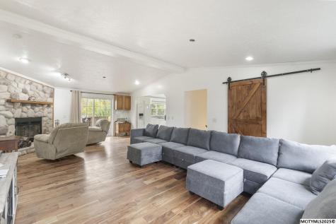 815 N 40th Street Clear Lake IA 50428