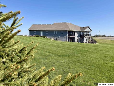 4848 Nightingale Avenue Northwood IA 50459