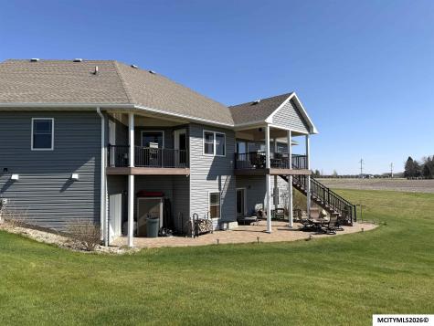 4848 Nightingale Avenue Northwood IA 50459