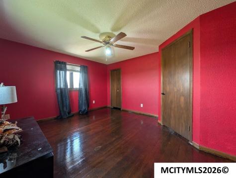1437 270th Street Marble Rock IA 50653
