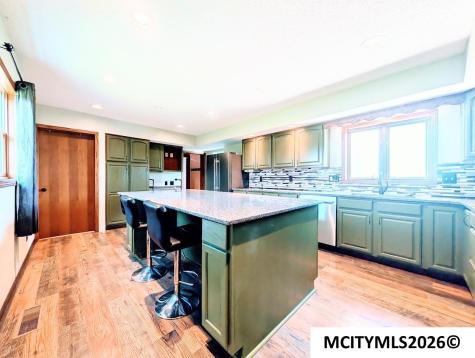 1437 270th Street Marble Rock IA 50653