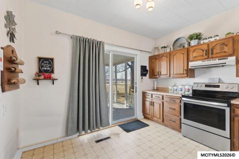 21530 Pheasant Avenue Mason City IA 50401