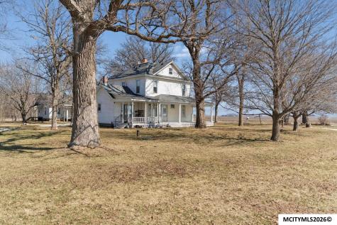 21530 Pheasant Avenue Mason City IA 50401