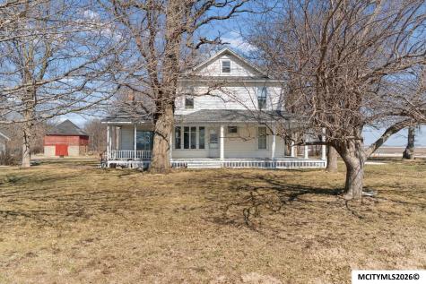 21530 Pheasant Avenue Mason City IA 50401