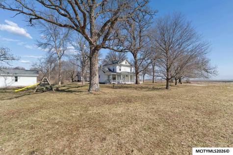 21530 Pheasant Avenue Mason City IA 50401