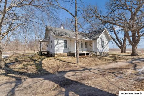 21530 Pheasant Avenue Mason City IA 50401
