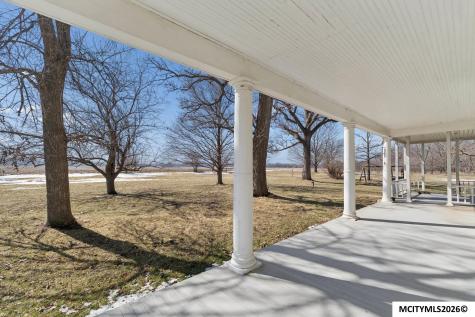 21530 Pheasant Avenue Mason City IA 50401