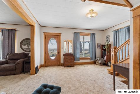 21530 Pheasant Avenue Mason City IA 50401
