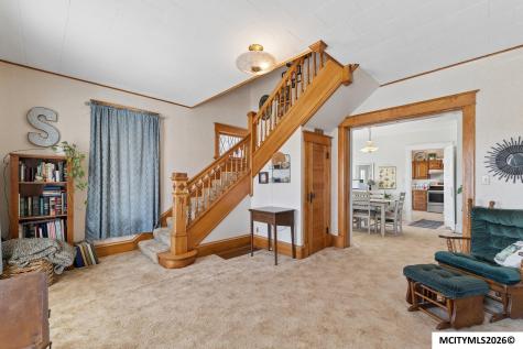 21530 Pheasant Avenue Mason City IA 50401