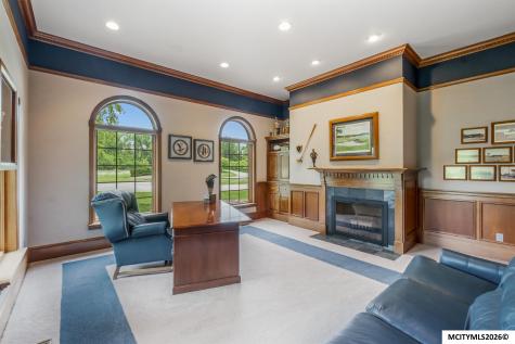 1881 12th NE Mason City IA 50401