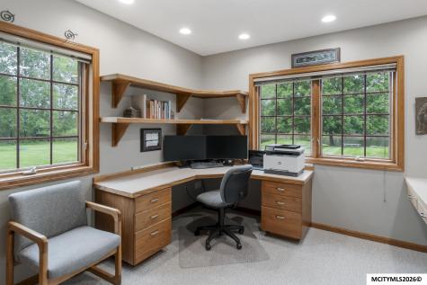 1881 12th NE Mason City IA 50401