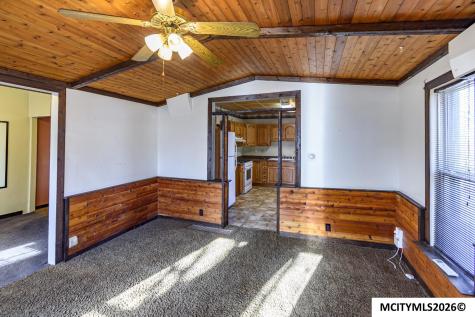 516 4th NE Mason City IA 50401