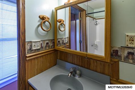 516 4th NE Mason City IA 50401
