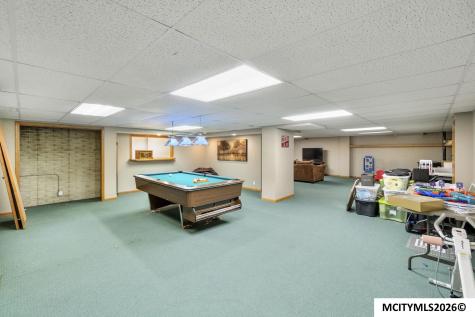 2037 12th NE Mason City IA 50401