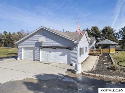 2037 12th NE Mason City IA 50401
