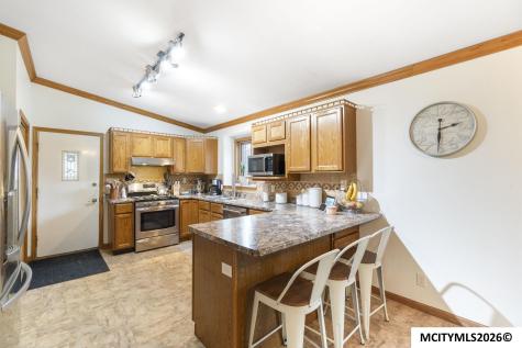 2037 12th NE Mason City IA 50401