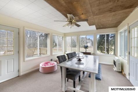 2037 12th NE Mason City IA 50401