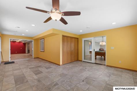 4055 A 235th Street Clear Lake IA 50428
