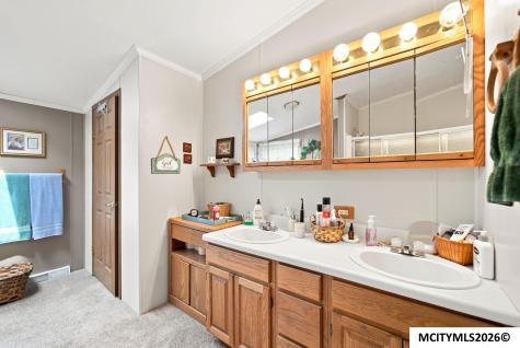 14870 300th Court Mason City IA 50401