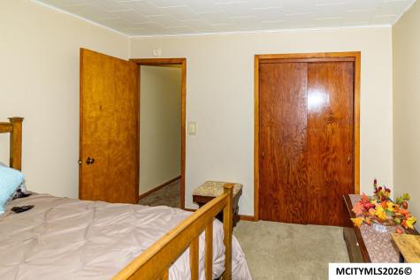 15420 300th Court Mason City IA 50401
