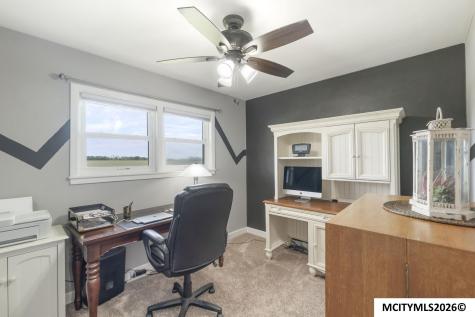 2805 Upper Greene Road Marble Rock IA 50653