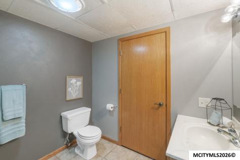 2805 Upper Greene Road Marble Rock IA 50653