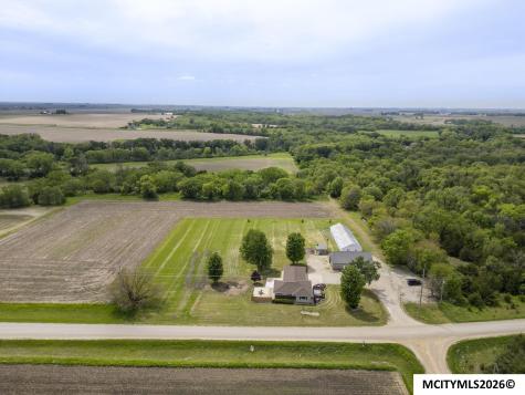 2805 Upper Greene Road Marble Rock IA 50653