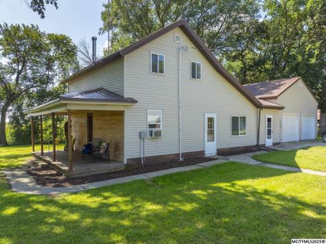 1971 Ivory Avenue Rockford IA 50468