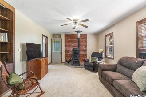 1971 Ivory Avenue Rockford IA 50468