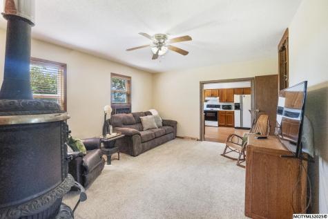 1971 Ivory Avenue Rockford IA 50468