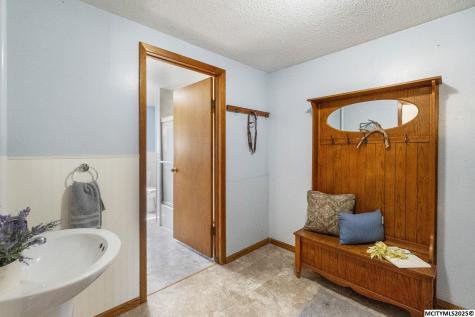 1971 Ivory Avenue Rockford IA 50468