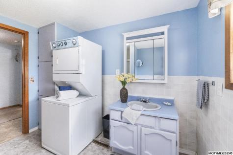 1971 Ivory Avenue Rockford IA 50468