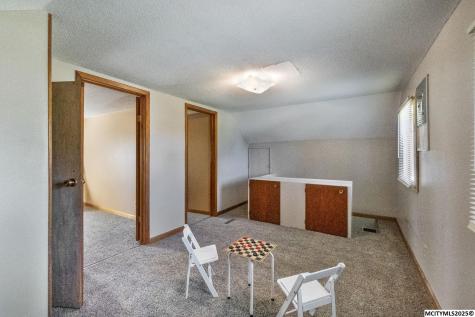 1971 Ivory Avenue Rockford IA 50468