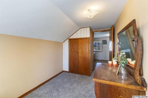 1971 Ivory Avenue Rockford IA 50468