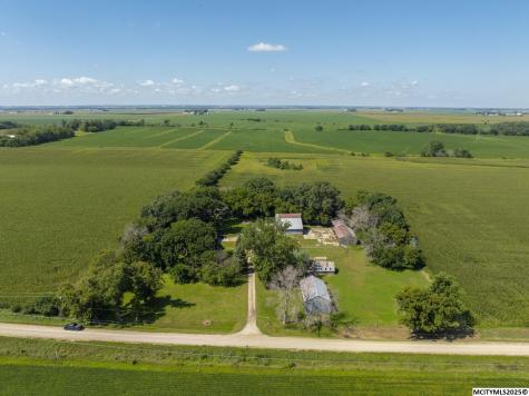 1971 Ivory Avenue Rockford IA 50468