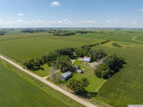 1971 Ivory Avenue Rockford IA 50468